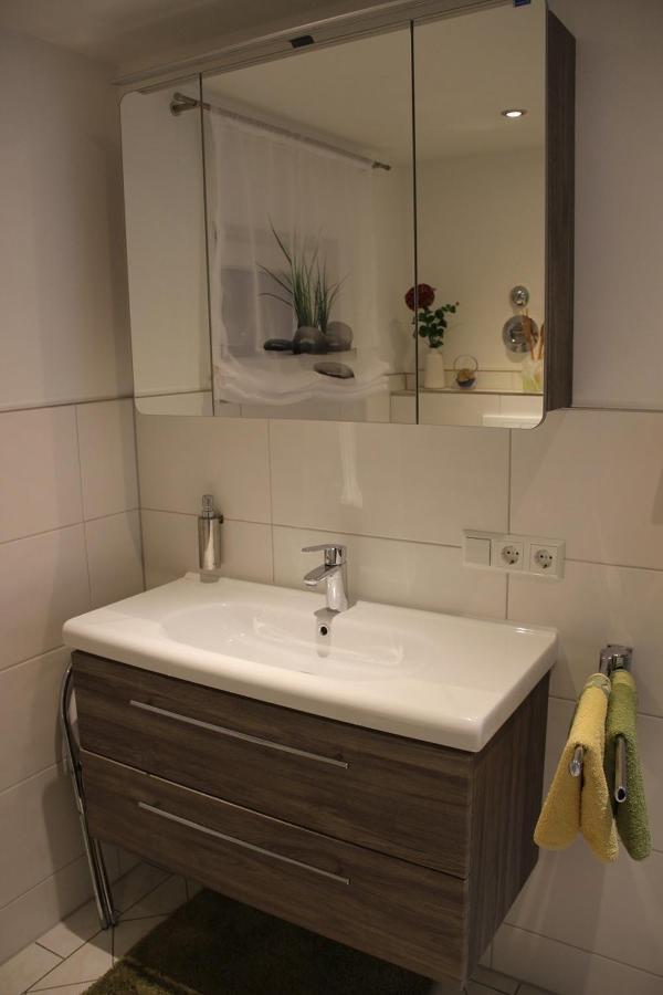 Appartamento Haus Janssen-Wehrle Titisee-Neustadt Esterno foto